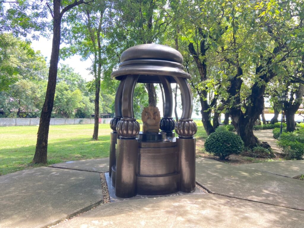 LINE_ALBUM_23622_๒๒๐๖๒๓_112