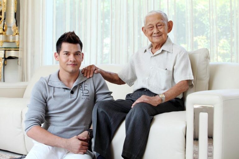 หมอสมหมาย - ทองประเสริฐ